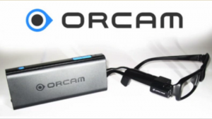 Photo des lunettes à assistance vocale de la société OrCam Technologies.